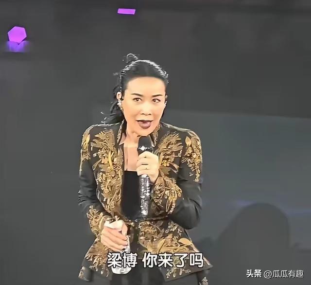 米卢：我希望在下一届世界杯能看到邵佳一带领中国队出战