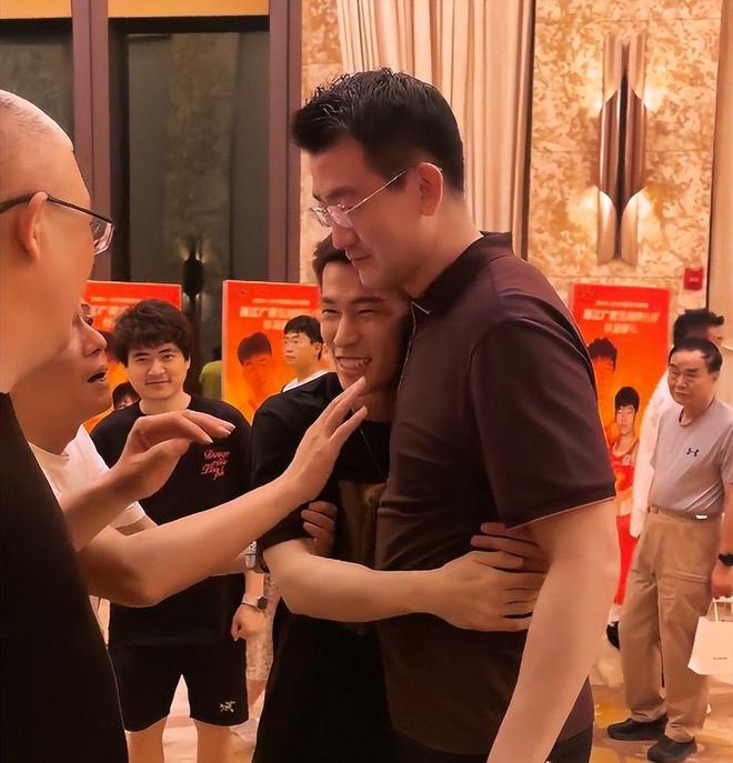 世界杯巨大争议！克罗地亚压哨绝平被吹，魔笛气笑了，1场3球无效