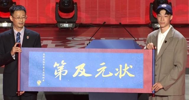 世界杯10大巨星：梅西C罗领衔 4名金球先生 法国巴西各2人