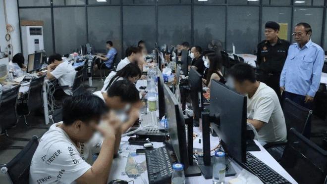 穆里尼奥动刀皇马！要卖安帅钦点未来核心，凑 6000 万挖曼城铁卫