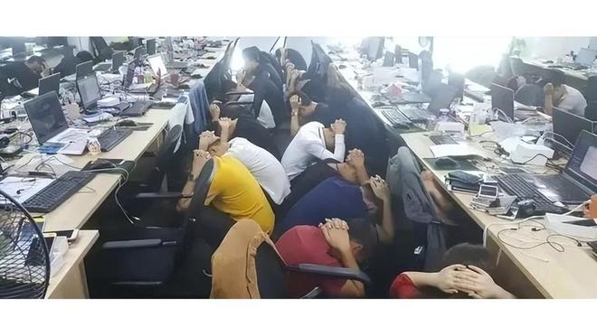 一觉醒来，宏远成CBA最赚钱球队！周鹏深夜发声，萨姆纳已收到新报价
