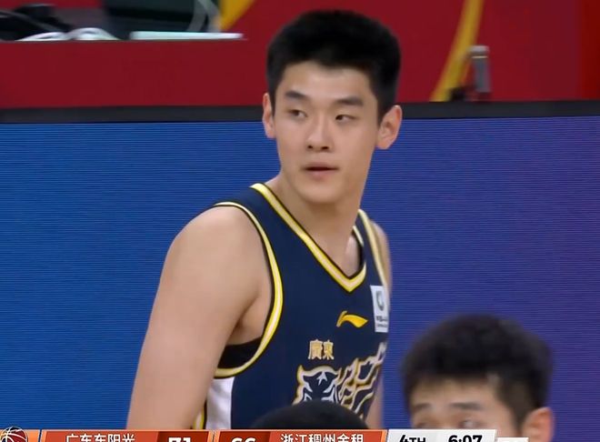 布朗尼无缘湖人夏联阵容 球迷意外背后有深意
