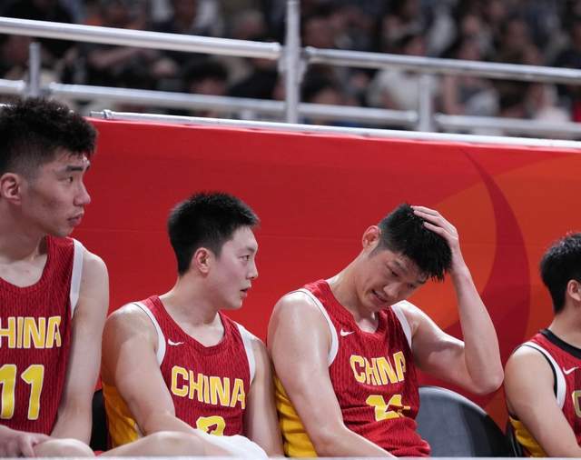 葡萄牙裁判背叛C罗？中国名记谈阿根廷被保送：黑哨在规则范围内