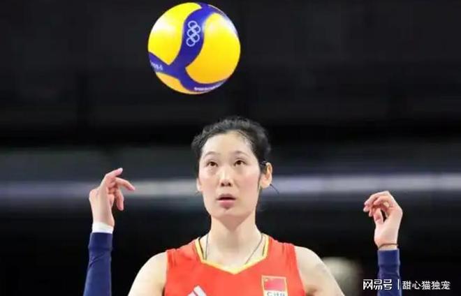 场均28+7!火箭若引进巨星前锋,可盘活全队?杜兰特改打大前锋