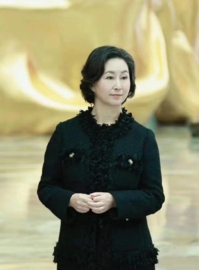 罗纳尔多劝内马尔:别急做决定,休整后能重振